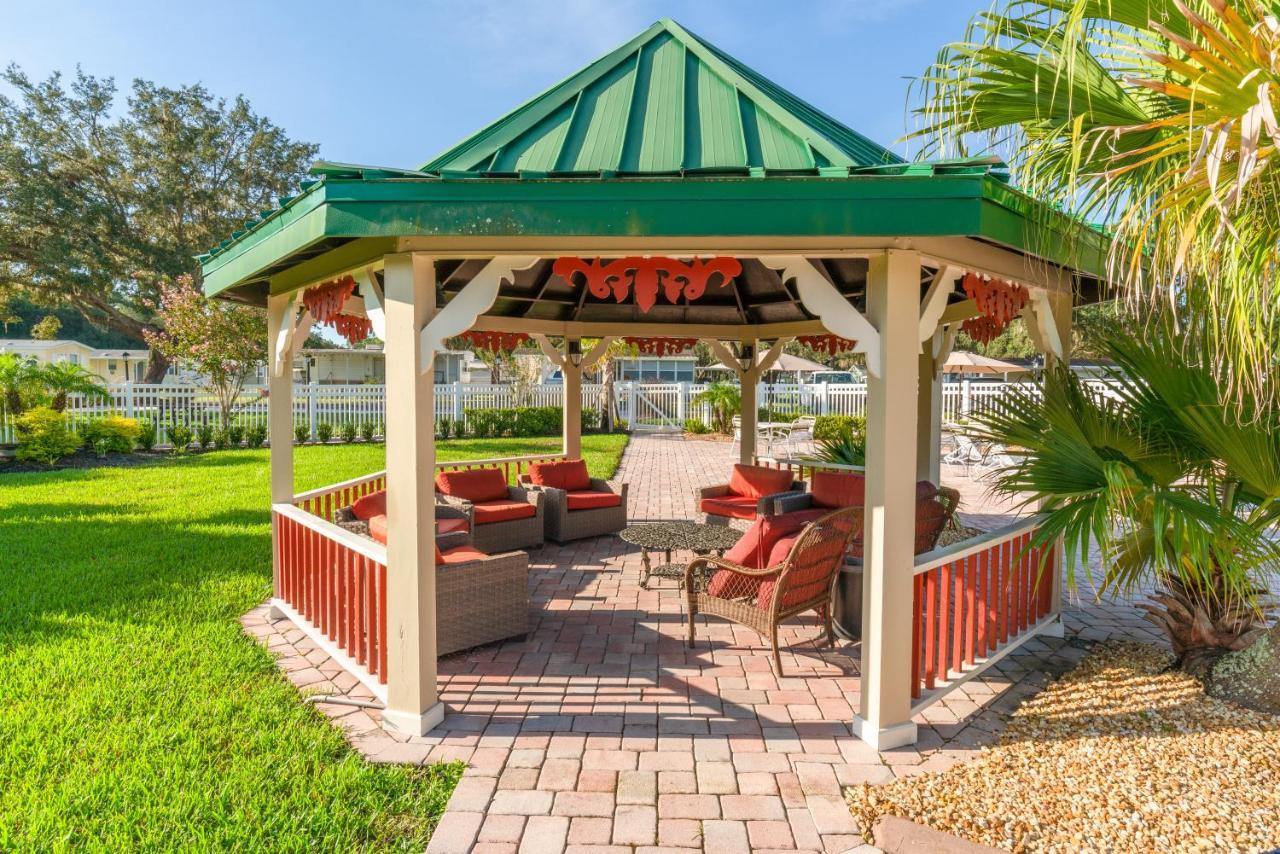 Red Oaks Villa Bushnell Bagian luar foto